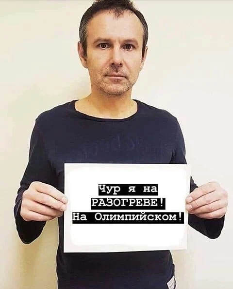 Мемы на дебаты Зеленского и Порошенко разорвали сеть на клочки - фото 427723