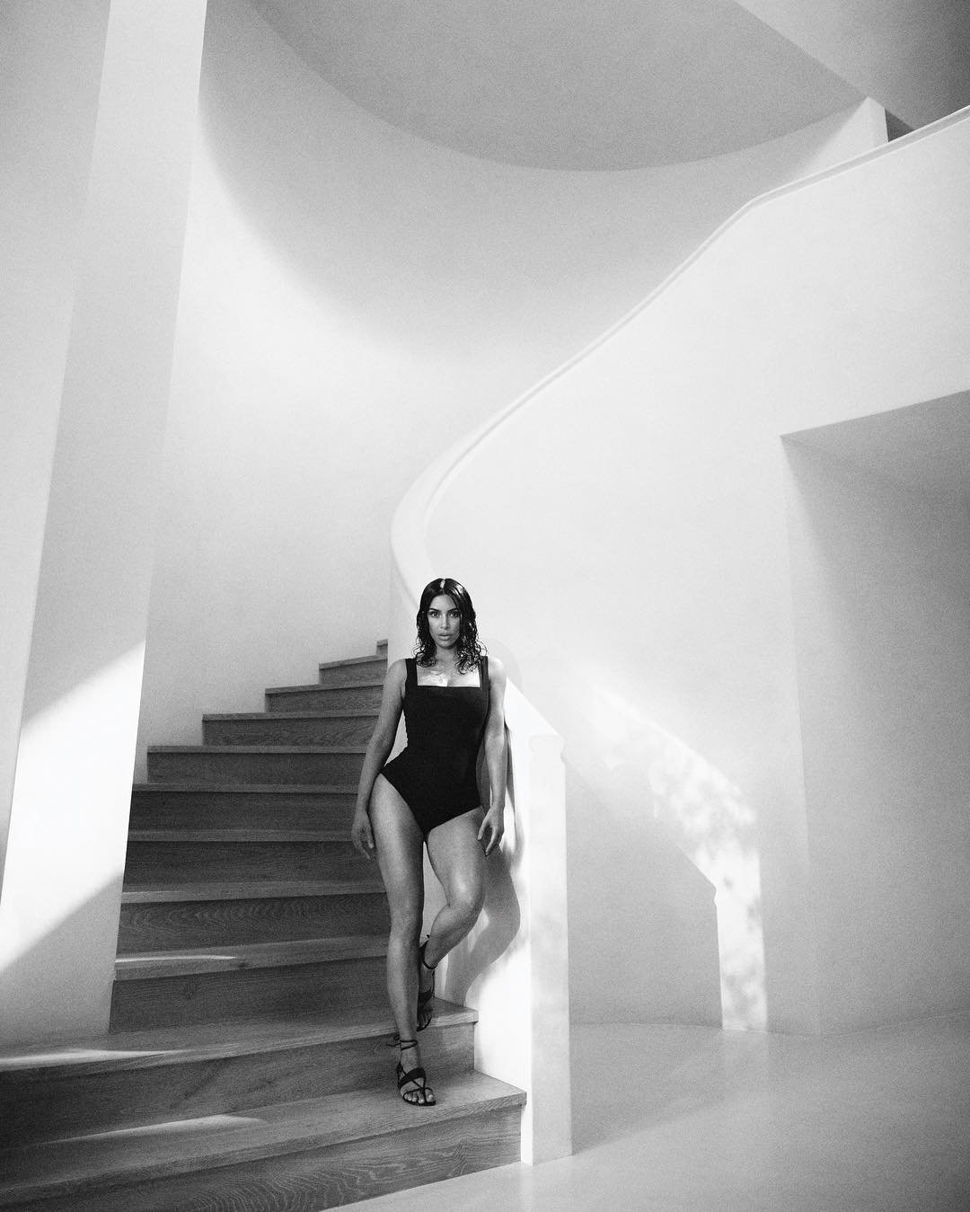 Ким Кардашьян осуществила свою мечту и впервые стала лицом американского Vogue - фото 428673