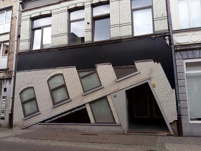 Хтось помітив, що Бельгія - країна пришелепкуватих будинків, і це викликає приступ сміху - фото 428845