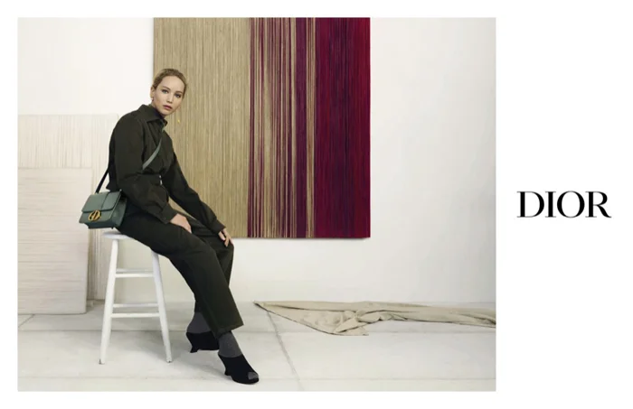 Роботи української художниці засвітилися в рекламній кампанії Dior з Дженніфер Лоуренс - фото 429484