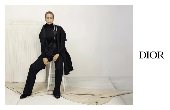 Работы украинской художницы засветились в рекламной кампании Dior с Дженнифер Лоуренс - фото 429486