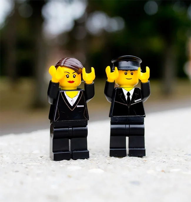 LEGO випустили конструктор-кладовище, і це найдивніша іграшка для дітей, яку ви бачили - фото 430033