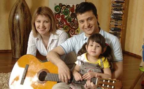 Трогательные семейные фото Владимира Зеленского, которые вы могли пропустить - фото 430332