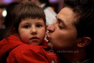 Трогательные семейные фото Владимира Зеленского, которые вы могли пропустить - 430341 Трогательные семейные фото Владимира Зеленского, которые вы могли пропустить - фото 430341