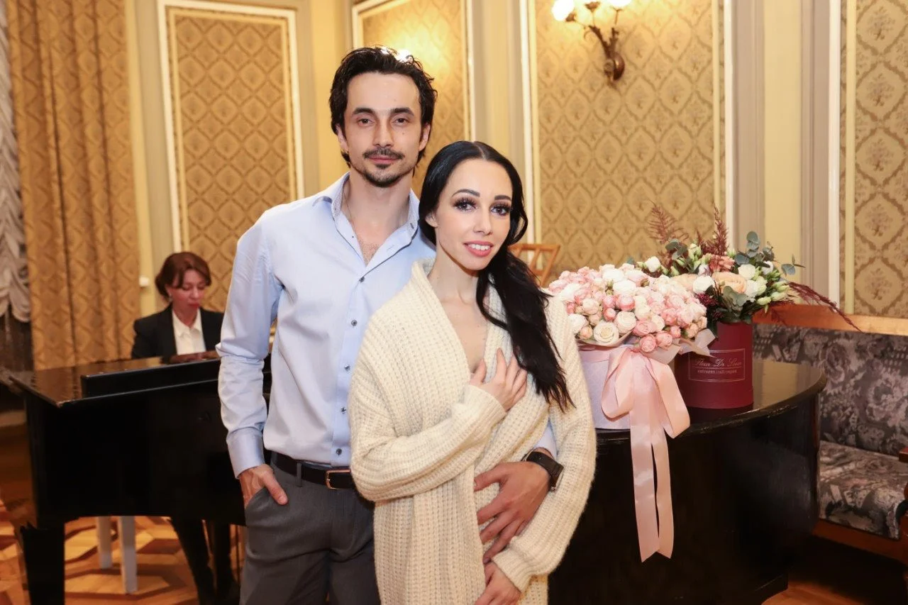 Александр Стоянов показал трепетное фото с Екатериной Кухар, и это - действительно любовь - фото 431465
