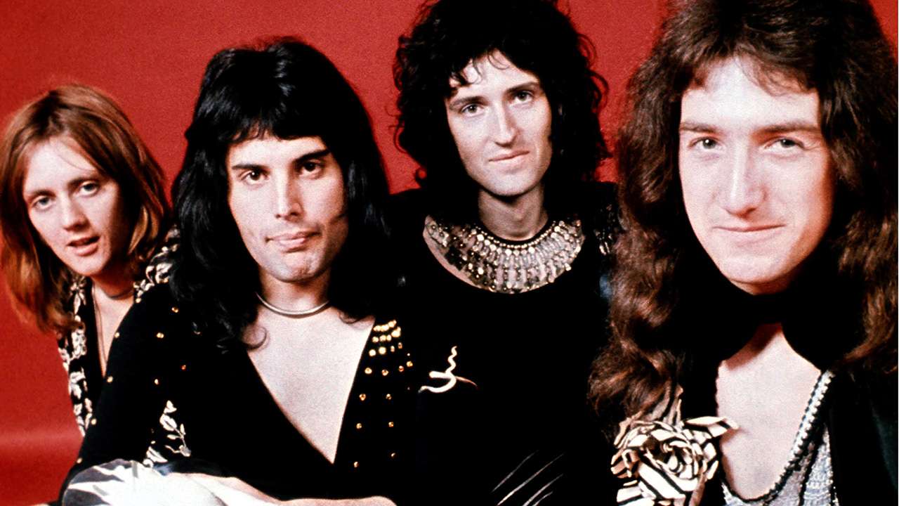 Группа Queen стала богаче Елизаветы II - фото 431737
