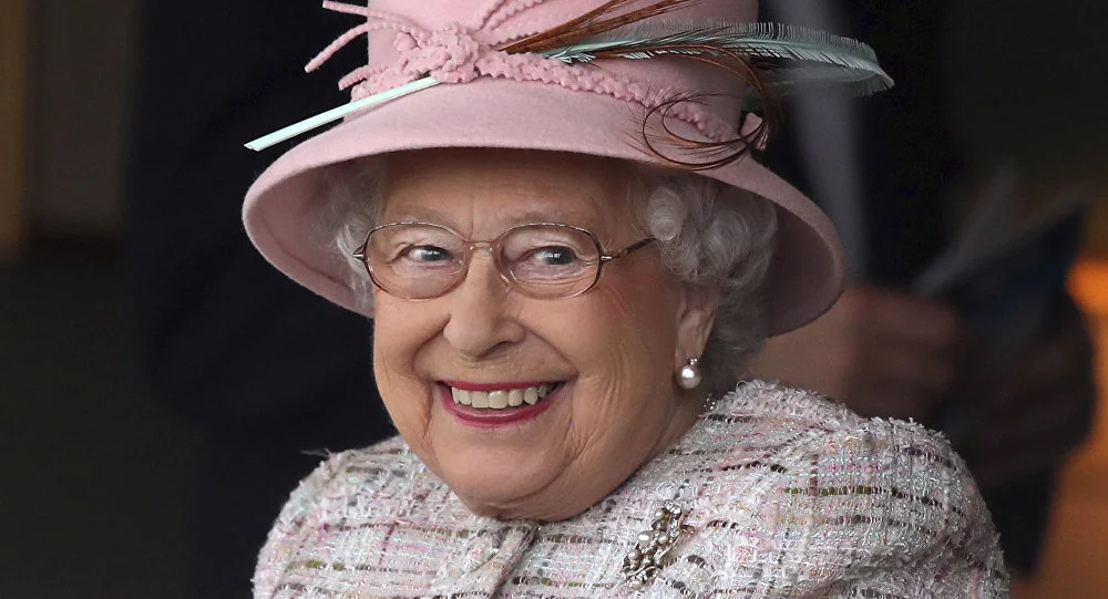Гурт Queen став багатшим за Єлизавету ІІ - фото 431738