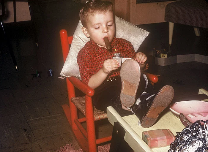 25 фотодоказательств того, что быть родителями – очень весело, а вот детьми быть страшно - фото 432177