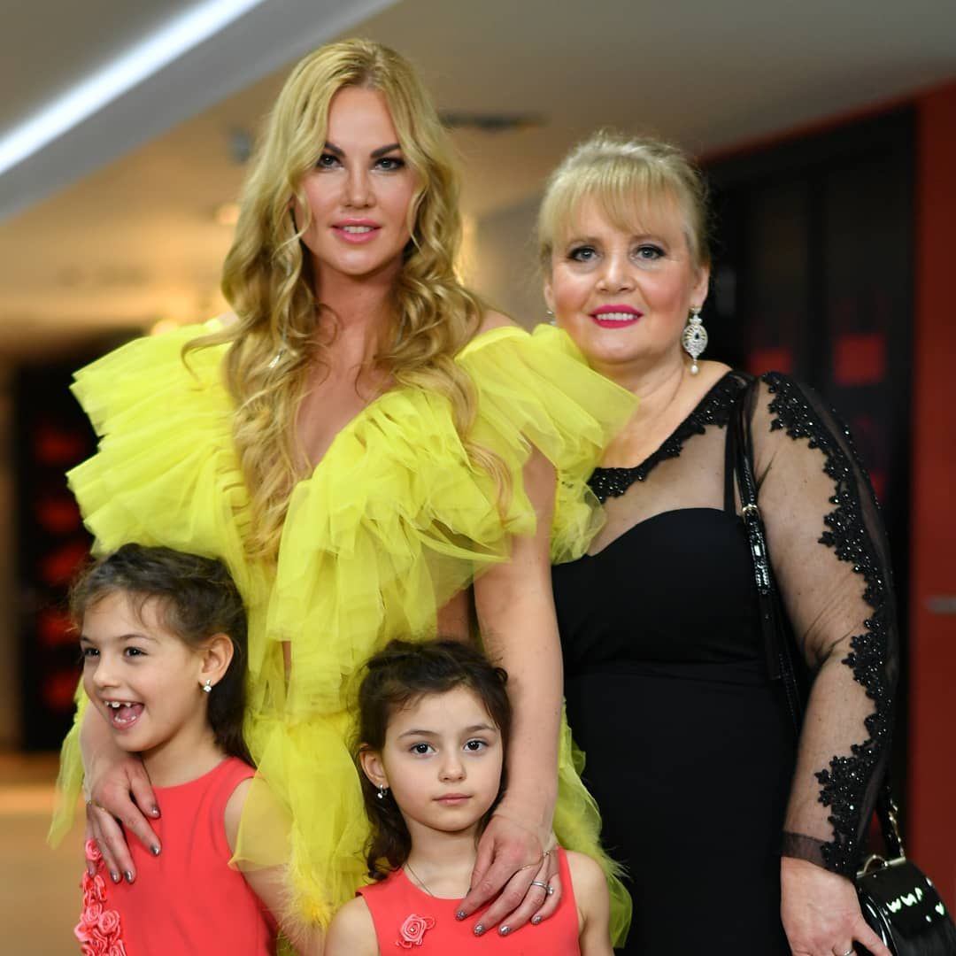 Украинские звезды засыпали Instagram нежными фото с мамочками, и от них на душе тепло - 432636 Украинские звезды засыпали Instagram нежными фото с мамочками, и от них на душе тепло - фото 432636