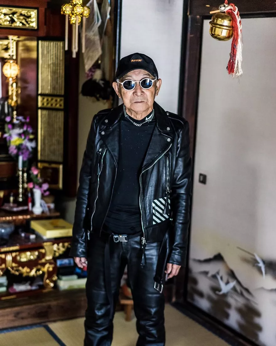 84-летний японский дедушка утрет тебе нос своими стильными луками - фото 433165