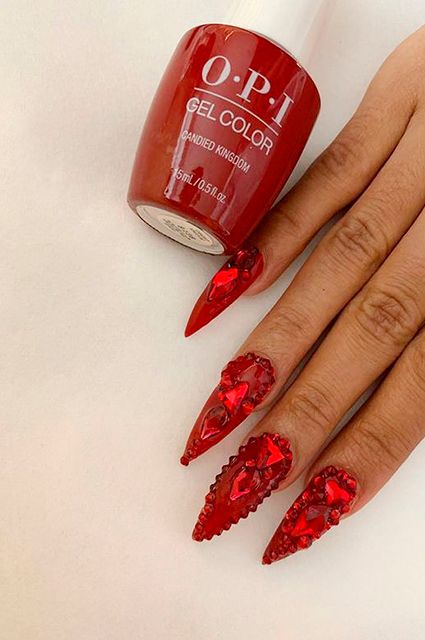Эффектный маникюр звезд, который доказывает, что nail-дизайн – тоже искусство - 433409 Эффектный маникюр звезд, который доказывает, что nail-дизайн – тоже искусство - фото 433409