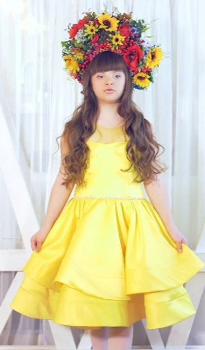 Украинка с необычной внешностью победила в международном детском конкурсе красоты - фото 433612