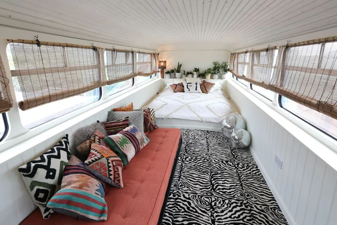 На Airbnb теперь можно арендовать автобус Spice Girls - фото 434133