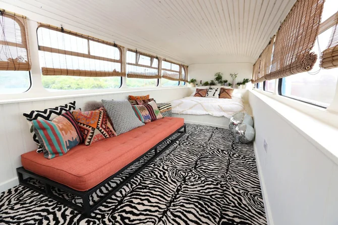 На Airbnb теперь можно арендовать автобус Spice Girls - фото 434134