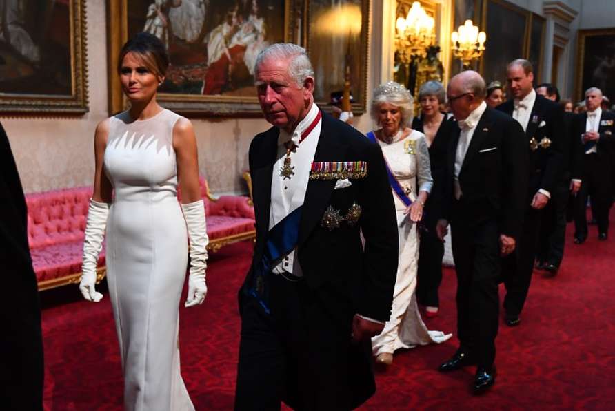 Сімейство Трамп побувало в гостях у королеви Єлизавети: як це було, дивися на фото - фото 436245