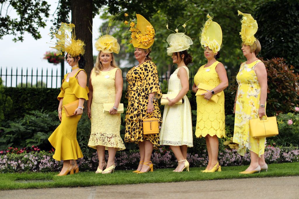 Причудливые и безумные шляпки британок на королевских скачках Royal Ascot 2019 - 438596 Причудливые и безумные шляпки британок на королевских скачках Royal Ascot 2019 - фото 438596