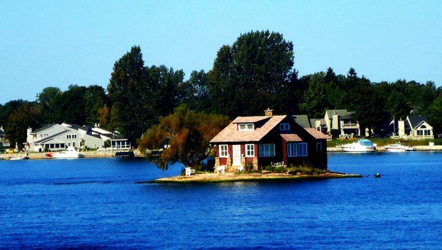 Мрія інтроверта: так виглядає найменш заселений острів у світі - фото 439848