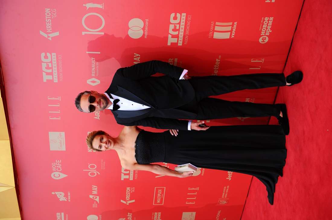 Леся Никитюк опозорилась на Одесском кинофестивале из-за неудачного платья - фото 441563