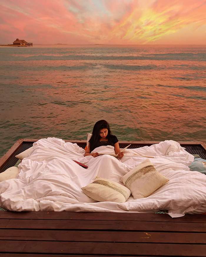 Дивовижний готель на Мальдівах пропонує провести ніч під зорями та над водами океану - фото 441927
