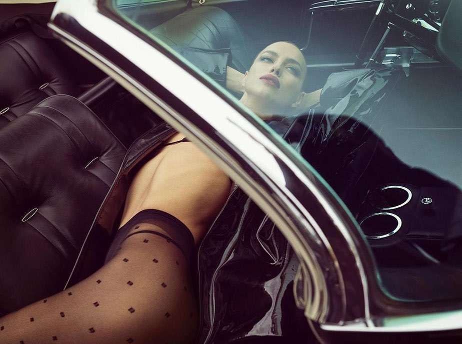 Сексапільні Ірина Шейк та Адріана Ліма вразили фотосесією в стилі БДСМ для журналу Vogue - фото 442398
