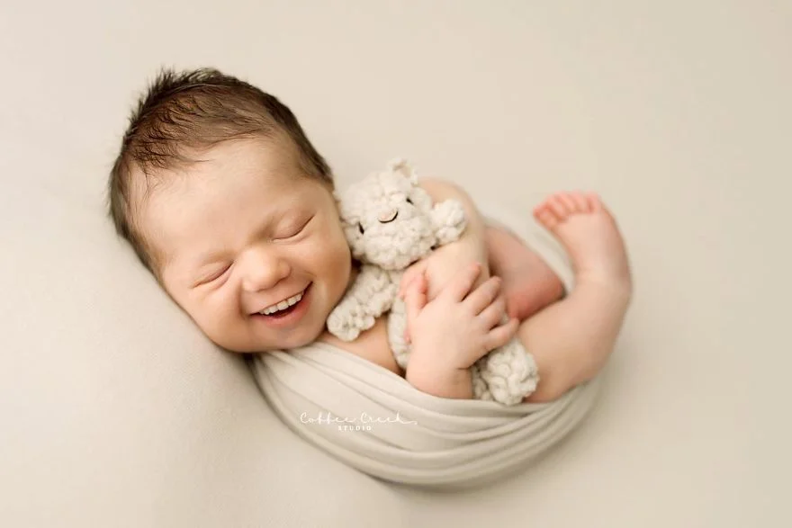 Фотограф добавила милым младенцам улыбку на все 32, и это самое смешное, что вы видели - фото 443453