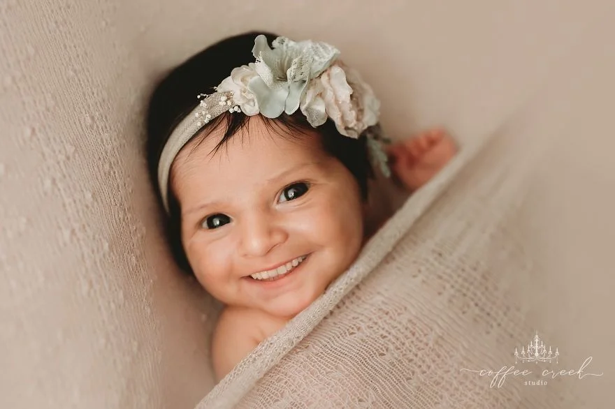 Фотограф добавила милым младенцам улыбку на все 32, и это самое смешное, что вы видели - фото 443454