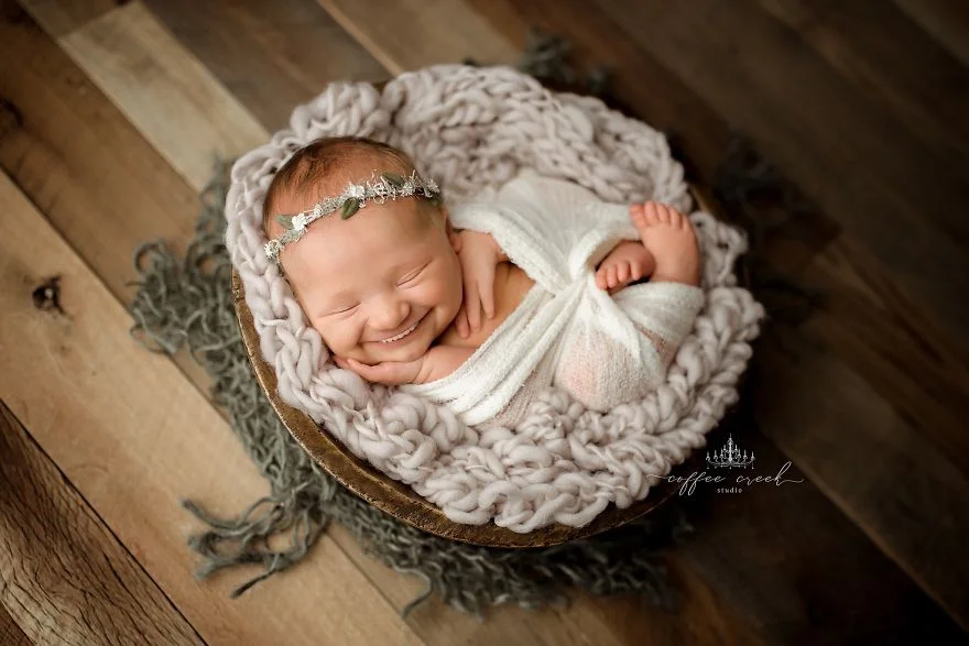 Фотограф добавила милым младенцам улыбку на все 32, и это самое смешное, что вы видели - фото 443459
