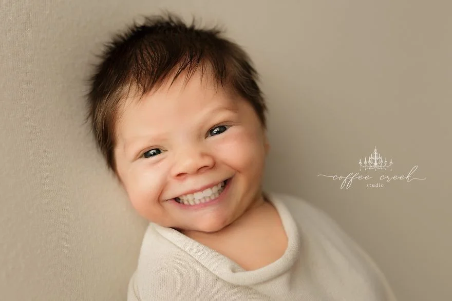 Фотограф добавила милым младенцам улыбку на все 32, и это самое смешное, что вы видели - фото 443462