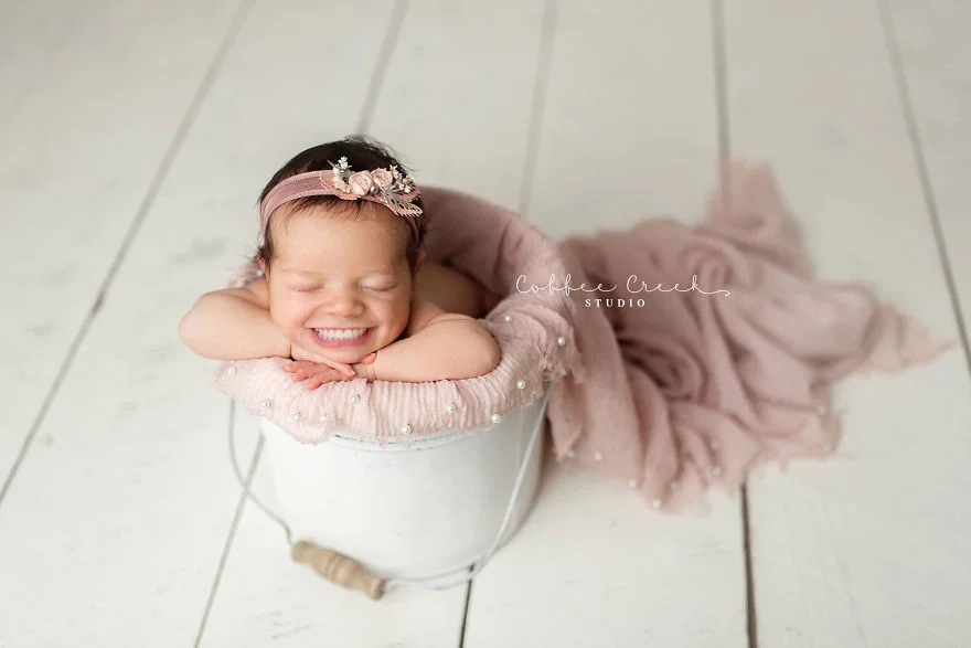 Фотограф добавила милым младенцам улыбку на все 32, и это самое смешное, что вы видели - фото 443463
