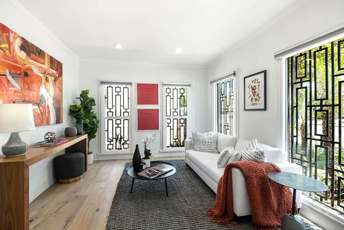 Бывший дом Меган Маркл в Лос-Анджелесе продают за 1,8 млн долларов - фото 444492