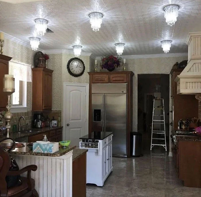 Люди поделились самыми нелепыми интерьерами кухонь, от которых хочется закрыть глаза - фото 446888