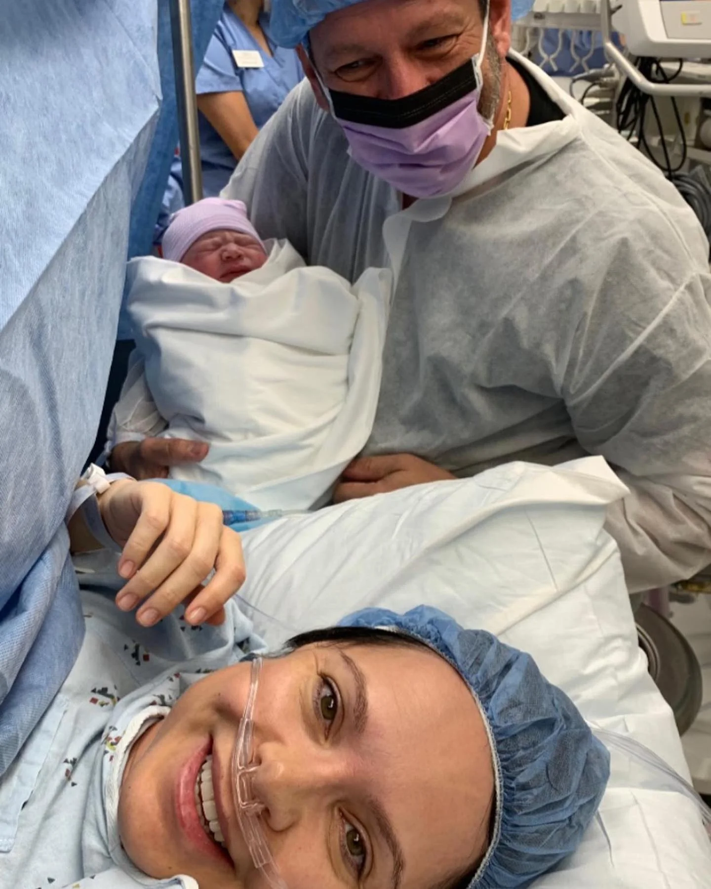 Лилия Подкопаева в третий раз стала мамой – смотри первое фото новорожденного - фото 450917