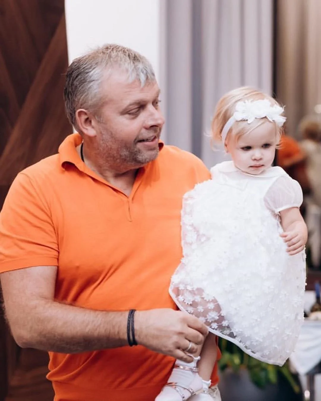 Папина копия: Юлия Думанская показала, как подросла ее дочь - фото 452683