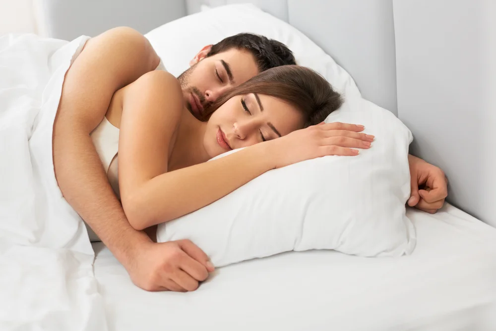 8 простих ритуалів перед сном, які допоможуть гарно виспатися - фото 453964