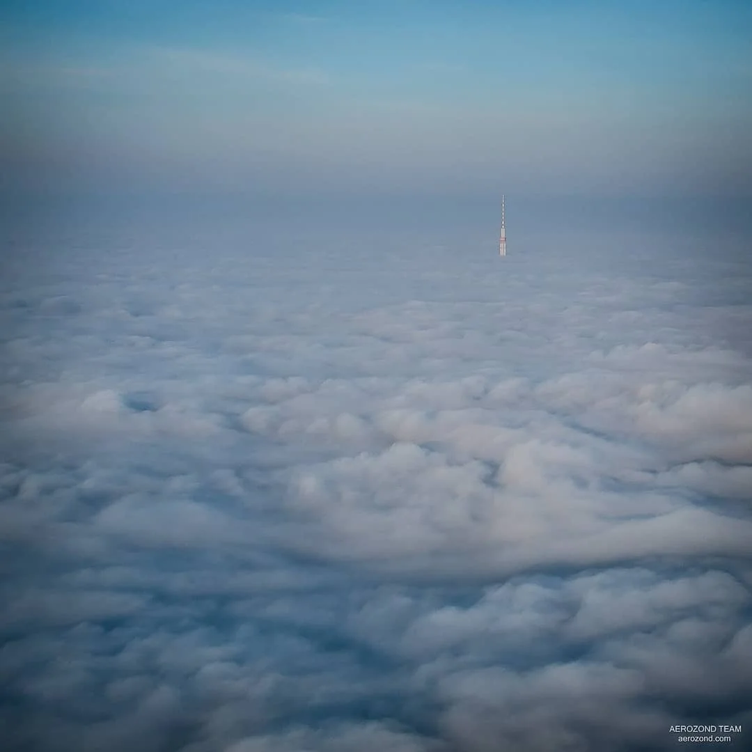 Киев погрузился в густой туман из-за смога, и эти фото, будто из фильма ужасов - фото 455313