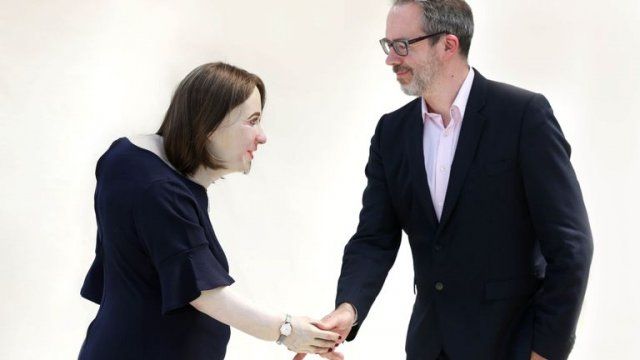 Вчені продемонстрували, як будуть виглядати офісні працівники через 20 років - фото 455566