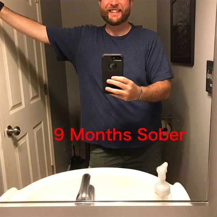 Мужчина перестал употреблять алкоголь, и вот как изменилось его тело за 3 года - фото 456935