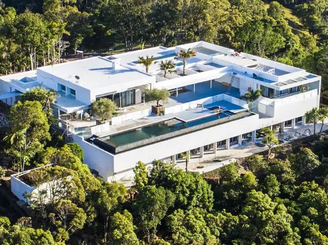 Вот как выглядит роскошный дом актера Криса Хемсворта за 20 млн долларов - фото 457094