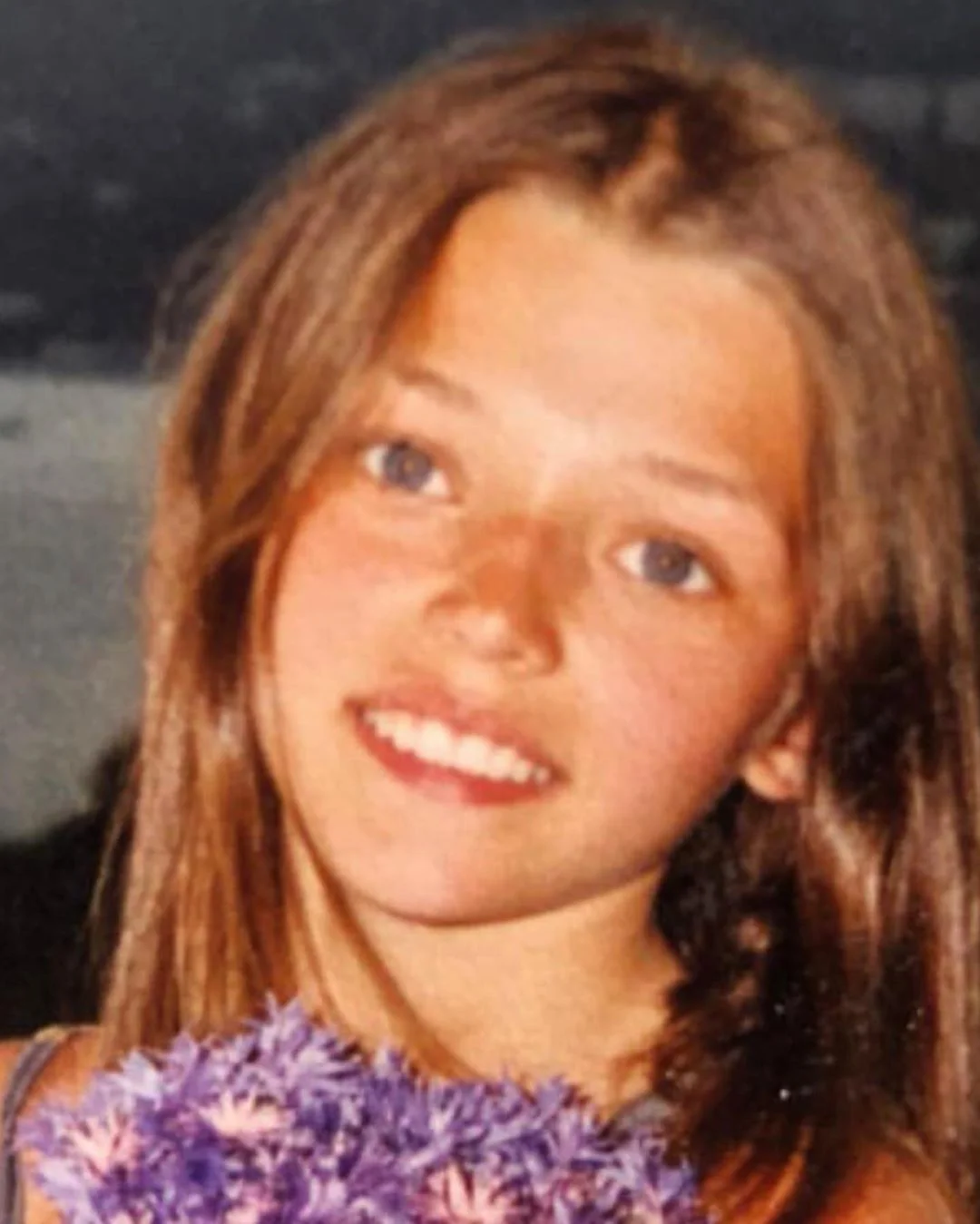 Алина Астровская показала архивное фото, которое доказывает, что она - красавица с детства - фото 457310