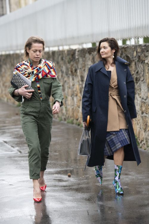 Как стильно носить шарф в этом сезоне: 30 примеров из street style - 457423 Как стильно носить шарф в этом сезоне: 30 примеров из street style - фото 457423