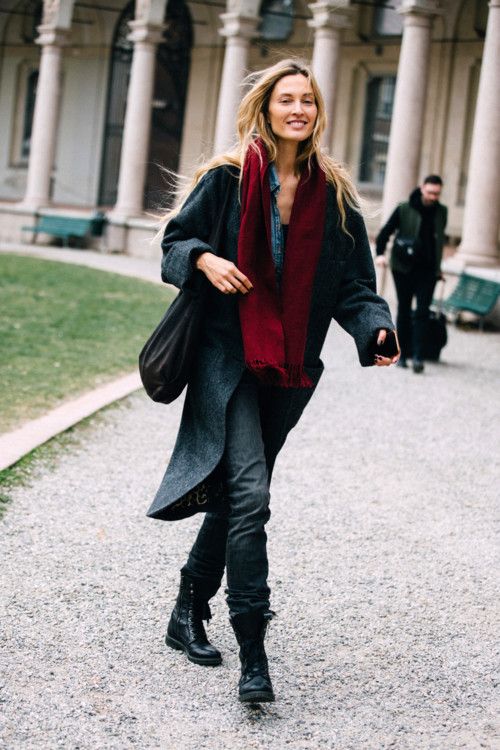 Как стильно носить шарф в этом сезоне: 30 примеров из street style - 457430 Как стильно носить шарф в этом сезоне: 30 примеров из street style - фото 457430
