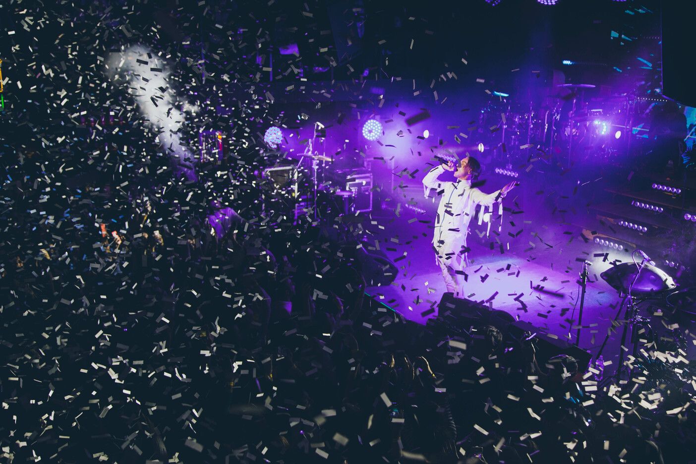 Неземной двухдневный sold out: Артем Пивоваров презентовал музыкальный экшн - фото 458423