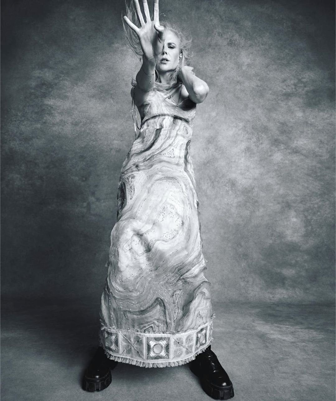 Ніколь Кідман в фотосесії до 60-річчя австралійського Vogue - фото 459239
