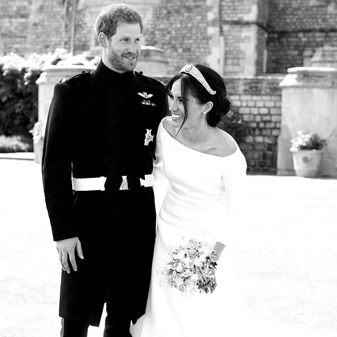 Принц Гаррі і Меган Маркл показали нове весільне фото на честь річниці - фото 459687