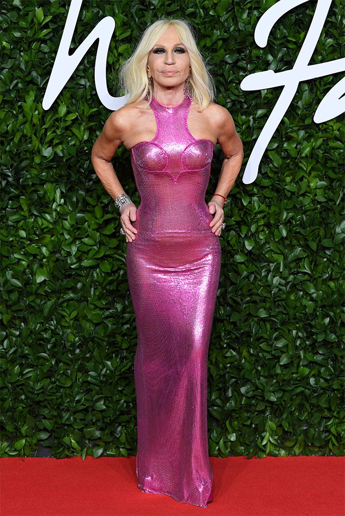 Найяскравіші образи знаменитостей на церемонії British Fashion Awards 2019 - фото 460267