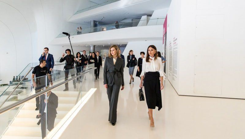 Олена Зеленська носить тренд 2020 року - 462093 Олена Зеленська носить тренд 2020 року - фото 462093
