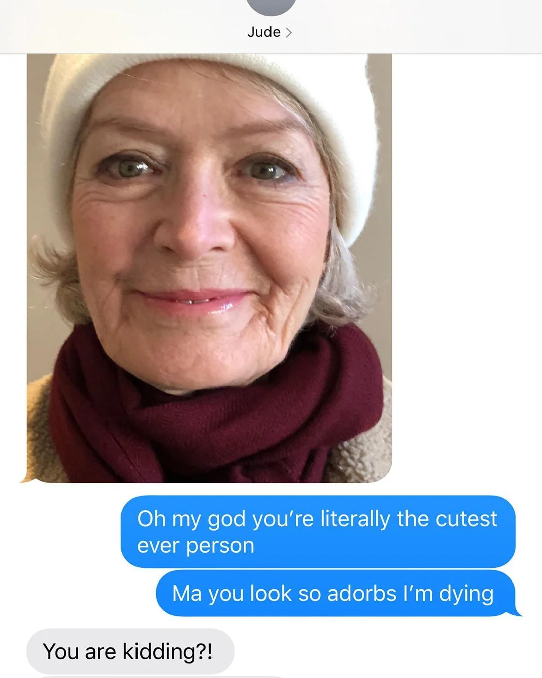 Кейт Бекинсейл показала 73-летнюю маму, и теперь все знают – в кого она такая красотка - фото 464368