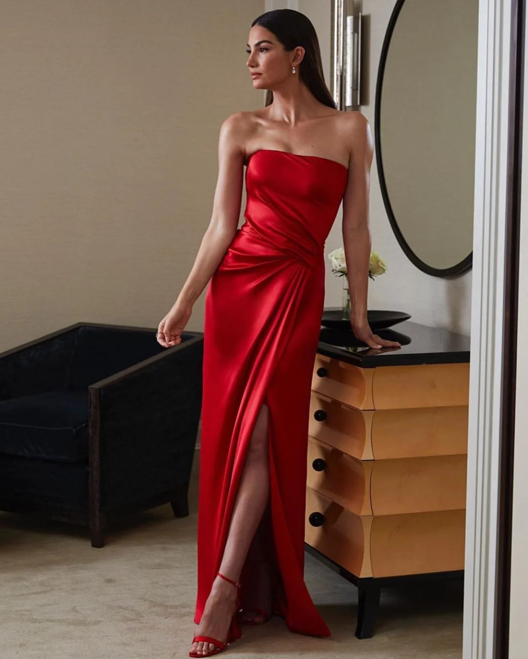День Святого Валентина 2020: яку сукню одягнути на побачення 14 лютого - фото 466189