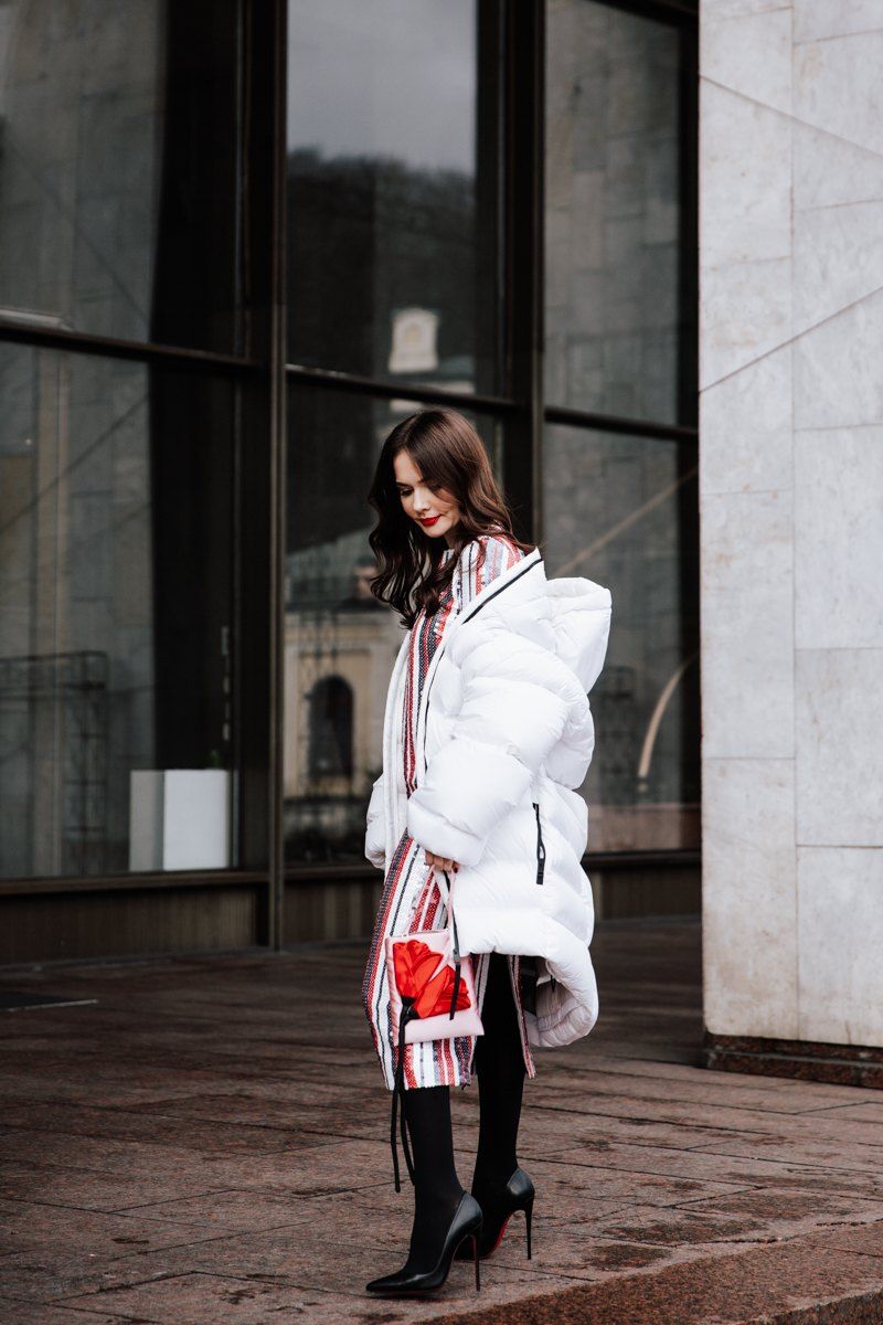 Киевские модники показали свою версию стильных луков во время Ukrainian Fashion Week - фото 466512