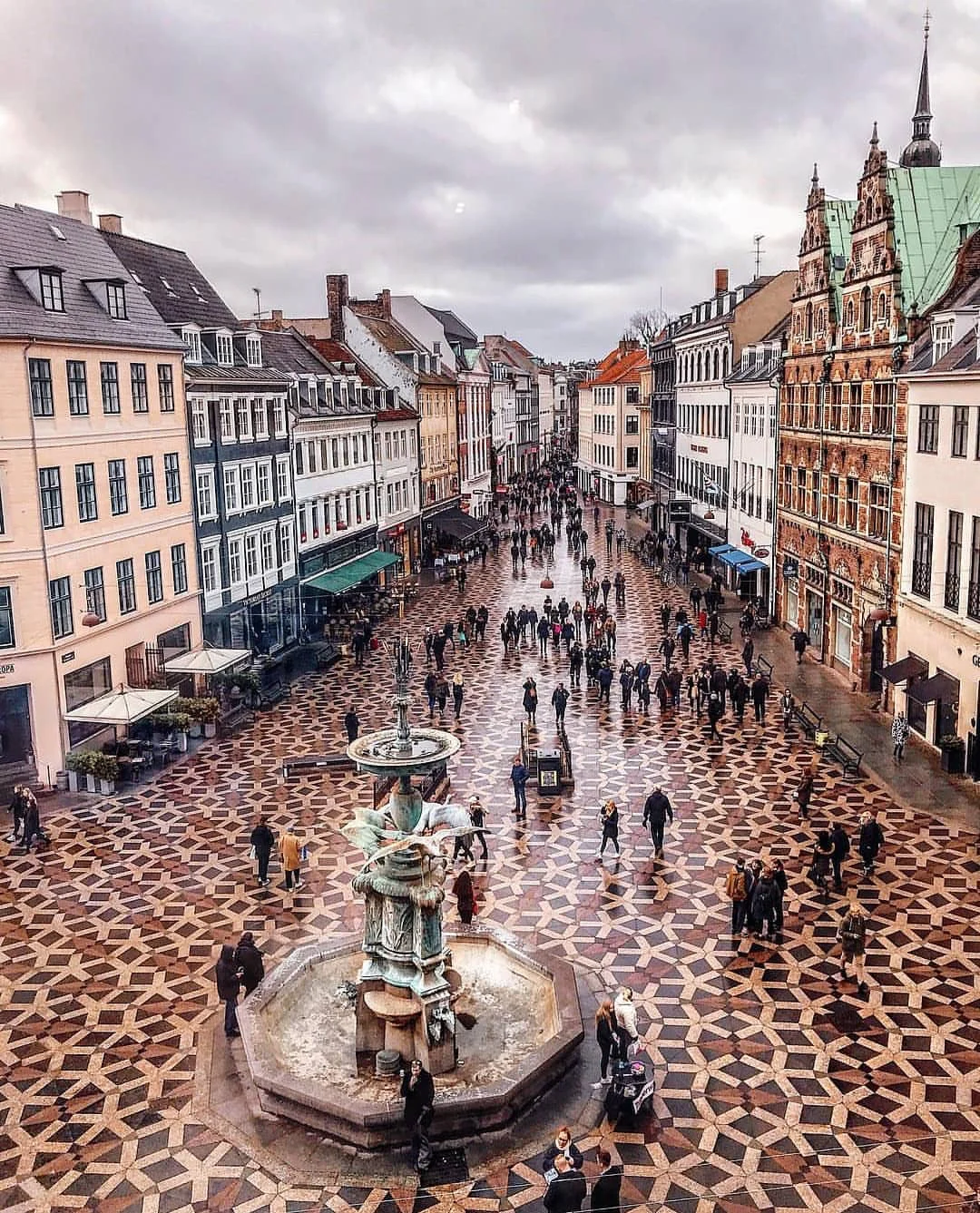 Вот как выглядят самые красивые улицы мира, где можно сделать клевые фото для Instagram - фото 468586